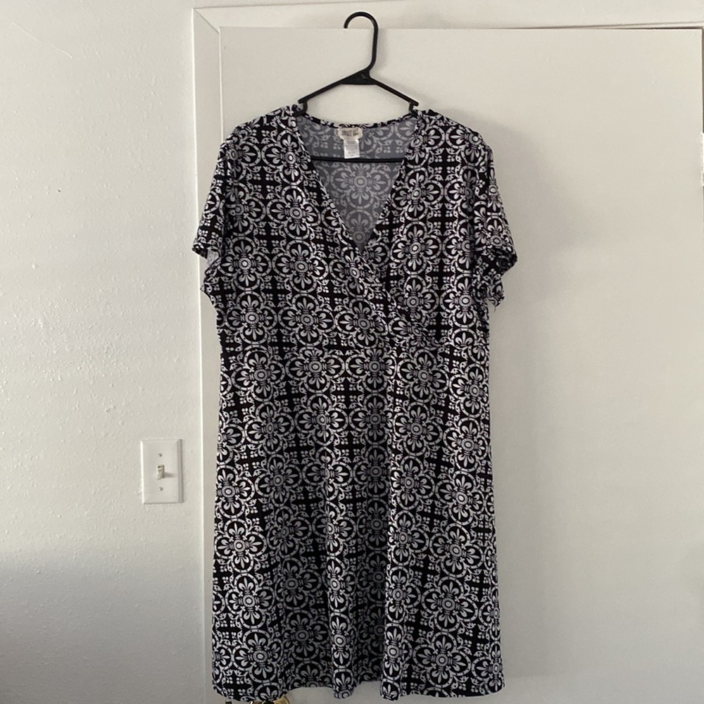 Black printed dress